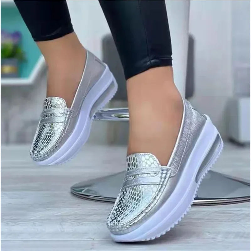 Tênis Feminino Slip-On com Plataforma | Leve, Respirável, Super Estiloso, Vulcanizado e Ideal para o Dia a Dia