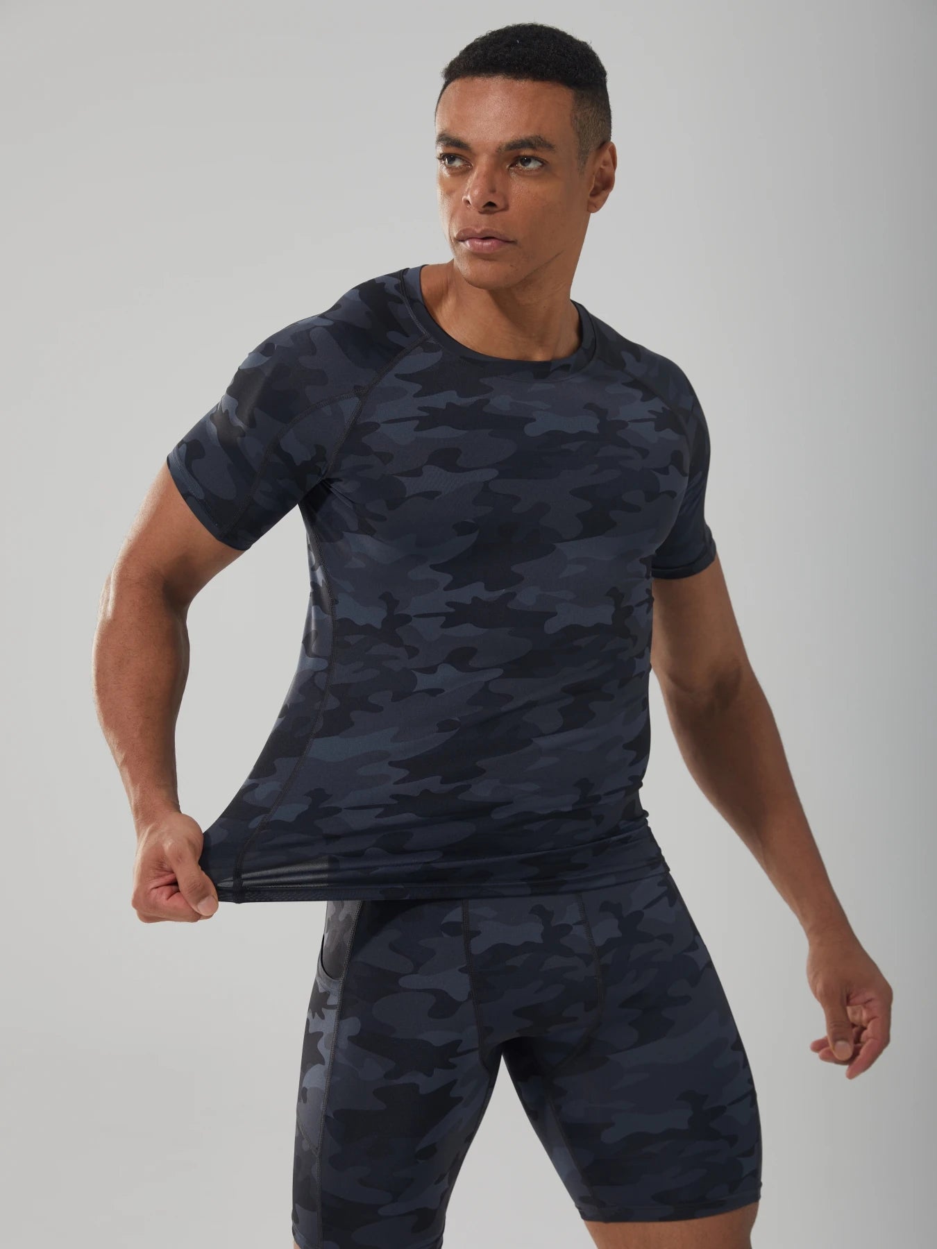 Camiseta Masculina Compressão Quick Dry – Ideal para Corrida, Crossfit e Treinos Intensos