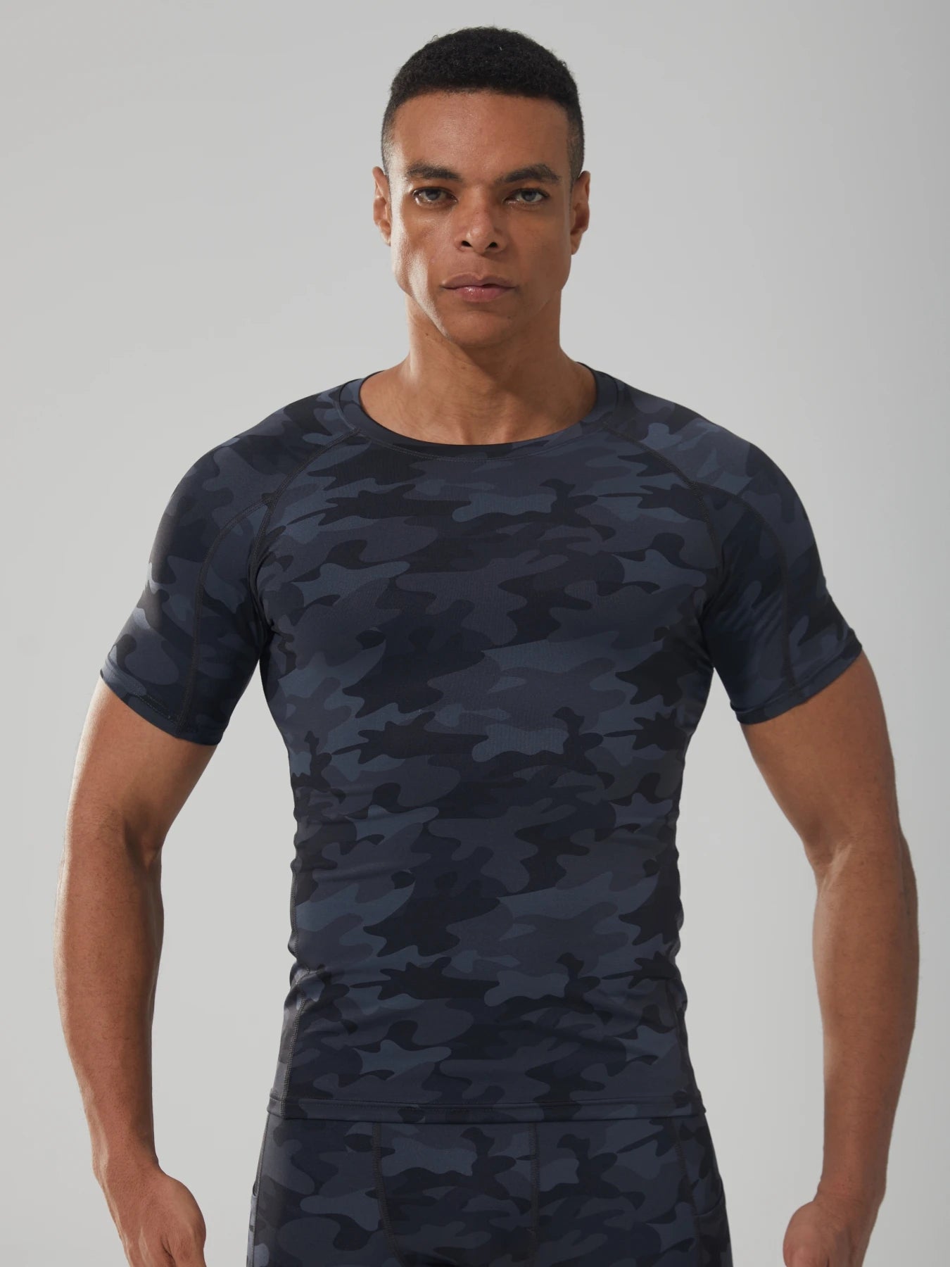 Camiseta Masculina Compressão Quick Dry – Ideal para Corrida, Crossfit e Treinos Intensos