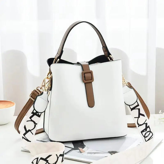 Bolsa de Ombro Feminina Estilo Luxo | Versátil, Texturizada e Elegante