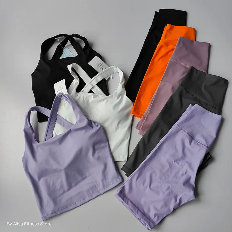 Conjunto Fitness Feminino 2 Peças – Top Cropped Manga Longa e Shorts Cintura Alta para Treino