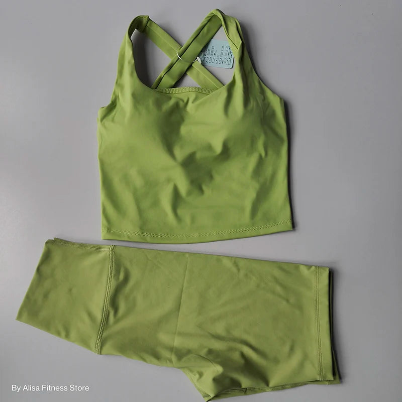 Conjunto Fitness Feminino 2 Peças – Top Cropped Manga Longa e Shorts Cintura Alta para Treino